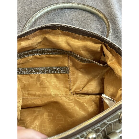 Kathy Van Zeeland Gold Handbag - Picture 4 of 6